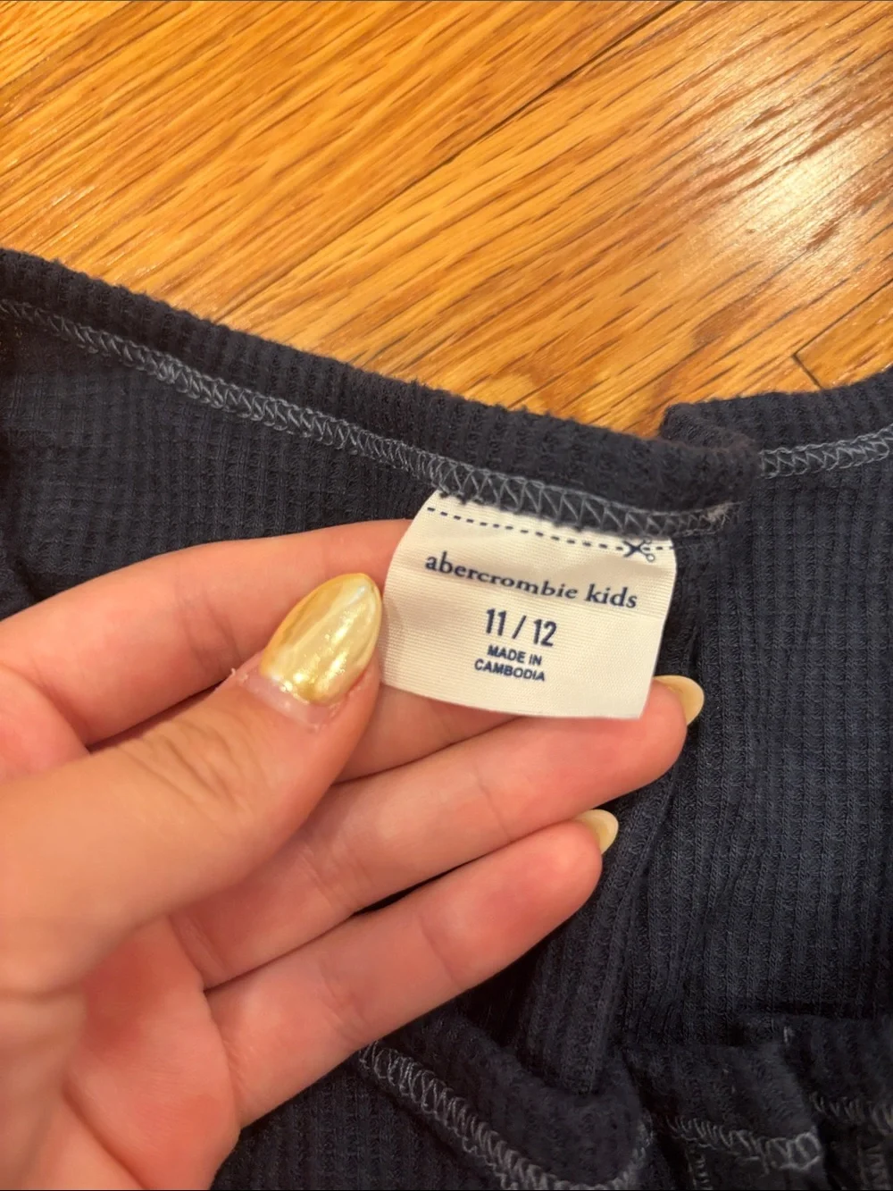 abercrombie kids simple dark